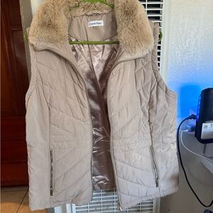 Calvin Klein Women's Beige Quilted Vest with Faux Fur Collar